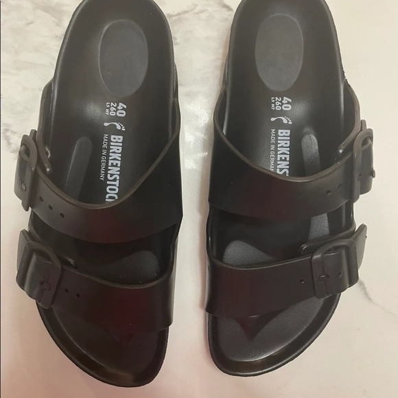 SOLD - Picture 3 of 7